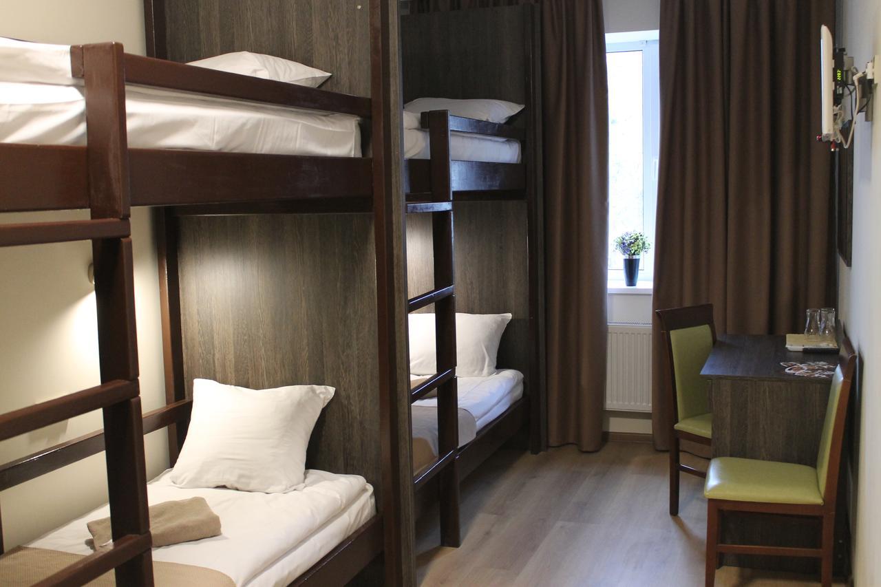 Non-Stop Economy Hotel Boryspilʼ Exteriör bild