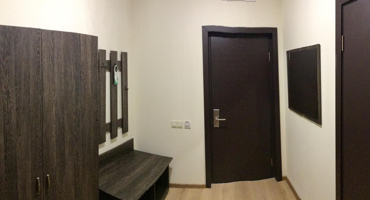 Non-Stop Economy Hotel Boryspilʼ Exteriör bild